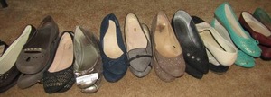 lot 222 image: womens shoe lot, all flat dress shoes east slide on and off all used all size 9