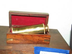 lot 250 image: Brass telescope 4 in wooden case EXPANDS