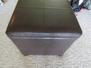 lot 308 image: Brown foot stoodcube for inside storage 181717
