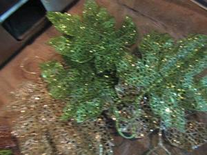 lot 325 image: 12 sparkly glittery fall leafs for dcor