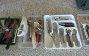 lot 326 image: large lot of kitchen utensils like spoons forks knifes of all sizes, mixer, spatuls and hand held can openers
