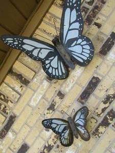 lot 354 image: 3 metal outdoor wall butterflys dcor