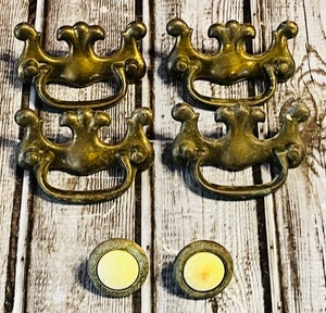 lot 63 image: Six AntiqueVintage Drawer Pulls