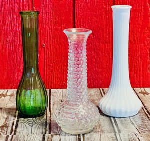 lot 69 image: Vintage 9 Hoosier Milk Glass #4096 Long Stemmed Ribbed Bud Vase, RARE E. O. Brody Co. M2000 Raised Hobnail clear Glass Vase, &amp Emerald Green PGC 1200 Portland Glass Vase
