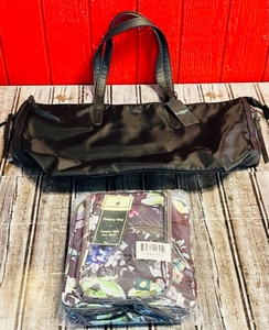 lot 74 image: New Botkier New York Purse &amp New Pavilia Toiletry Bag