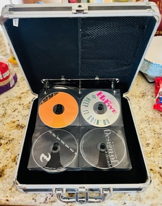 lot 128 image: Very Nice Vaultz CD Case W Great Selection of Approximately 80 CDs