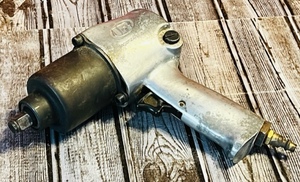 lot 137 image: Ingersoll Rand 12 Drive 231C Impactool Air Impact