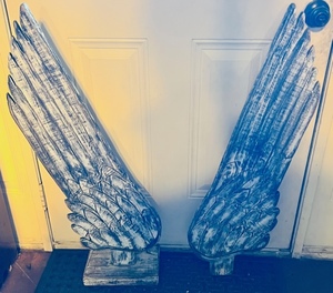 lot 157 image: Distressed Look Wooden Angel Wings&nbsp36&nbsp