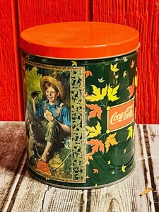lot 206 image: Coca-Cola Puzzle Tin W Puzzle