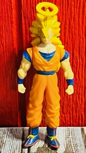 lot 230 image: 1989 Dragon Ball Z Son Goku, Super Saiyan Figure b.s.s. , t.a. WHalo