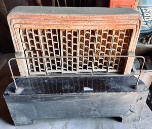lot 154 image: AntiqueVintage Gas HeaterStove WAdjustable Valve for Natural Gas or Propane