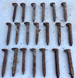 lot 74 image: Twenty Vintage Unused Railroad Spikes