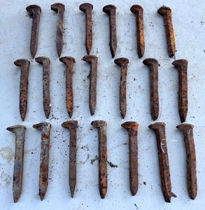 lot 76 image: Twenty Vintage Unused Railroad Spikes
