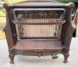 lot 177 image: AntiqueVintage 1920s-1930s Adams Cheerful Radient Heater Parlor Fireplace Insert