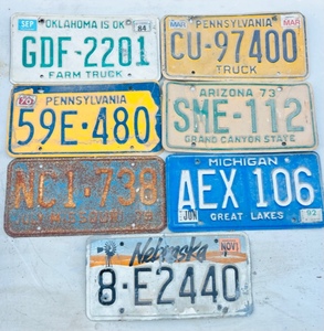 lot 186 image: Seven Vintage License Plates From Assorted States