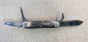 lot 209 image: Vintage Kabar Scout Utility Knife WCarbon Steel Blades