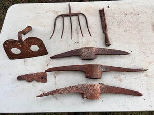 lot 266 image: Lot of Seven AntiqueVintage Tool Heads