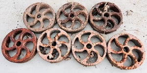 lot 270 image: Lot of Seven AntiqueVintage Metal Cart Wheels
