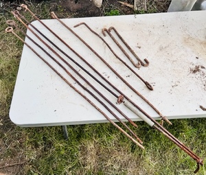 lot 272 image: AntiqueVintage Metal Farm &amp Ranch Tools