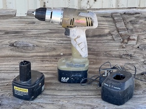 lot 21 image: Cordless 12v Craftsman DrillDriver Model 315.115340 W Two Batteries &amp Charger