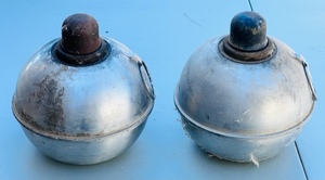 lot 48 image: Two Vintage Smudge Pots WSnuffers