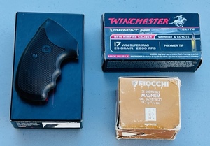 lot 63 image: Charter Arms .22, .32, .327 Special, .357, .44 Caliber Pistol Grip, Box of Fiocchi Cal. 367616 (3) Magnum Shotgun Shells, &amp One Box of Winchester Varmit and Coyote 17 Win Super Mag