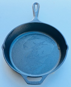 lot 76 image: Lodge 8SK Cast Iron Skillet