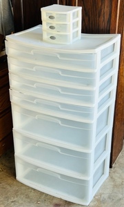 lot 86 image: Large 7 Drawer &amp Small 3 Drawer Sterilite Containers