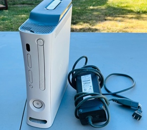 lot 135 image: Xbox 360 Gaming Console WPower Supply