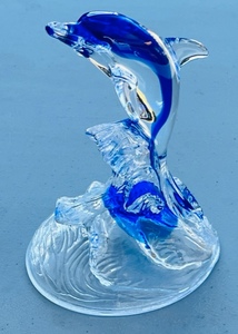 lot 146 image: Blue &amp Clear Blown Glass Porpoise&nbsp
