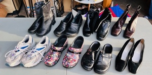 lot 211 image: Womens Size 6-6.5 Lot of Boots &amp Shoes