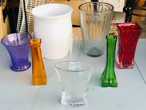 lot 225 image: Lot of 9 Very Nice Glass Planters, Vases, &amp Bud Bases - Unsearched for Brand or Value
