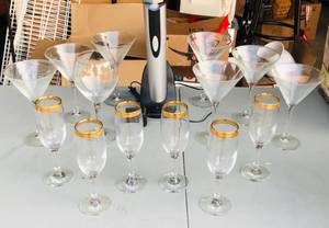 lot 228 image: 6 Beautiful Gold-Rimmed Fluted Wine Glasses, 8 Stemmed Wine Glasses, &amp Oster Electric Cork Popper