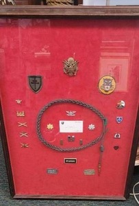 lot 52 image: military shadow box