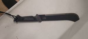 lot 3 image: Gerber machette