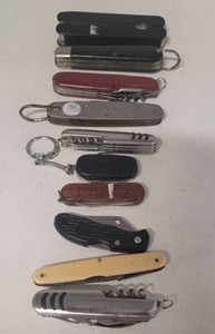 lot 7 image: lot of 10 knives #4