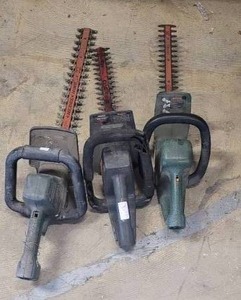lot 42 image: (3) electric hedge trimmers