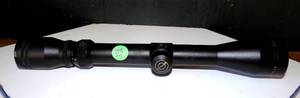 lot 33 image: Simmons 8-Point Rifle Scope 3-9x40mm