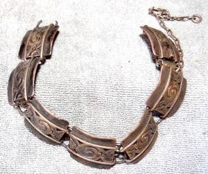 lot 37 image: NICE STERLING BRACELET - STAMOED MEXICO 142 STERLING - 33.7 GRAMS