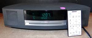 lot 92 image: Bose Wave Music System IV AWRCC1 - Graphite w Remote - SOUNDS GREAT