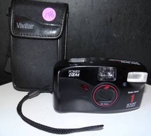lot 146 image: VINTAGE Vivitar Series 1 500PZ Camera wCase