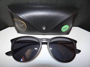 lot 168 image: RayBan SUNGLASSES WITH CASE