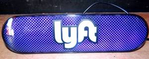 lot 211 image: LYFT AMP ILLUMINATED DISPLAY - CHANGES COLORS