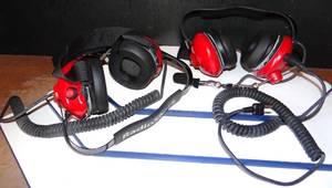 lot 215 image: LOT OF 2 - VINTAGE RADIO SHACK HEADPHONES WITH MICROPHONE