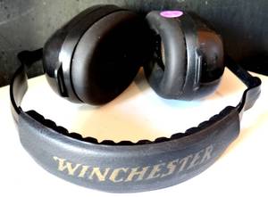 lot 206 image: Winchester ShootingHunting Noise Reducing Ear Muffs