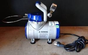 lot 240 image: Graham-Field John Bunn Vacutec 800 EV2 Aspirator $$$ WORKS