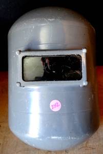 lot 242 image: 710-3C WELDERS MASK