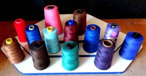 lot 254 image: LARGE LOT OF SEWINGEMBROIDERY THREAD AS SHOWN