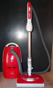 lot 284 image: Kenmore Progressive True Hepa 116 Canister Vacuum - TESTEDWORKS $$$