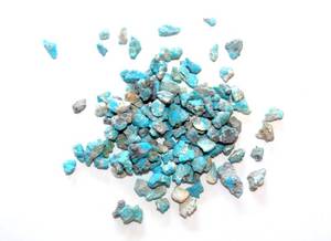 lot 8 image: NEW MEXICO TURQUOISE LOT IN VINTAGE PILL BOTTLE - 20 grams